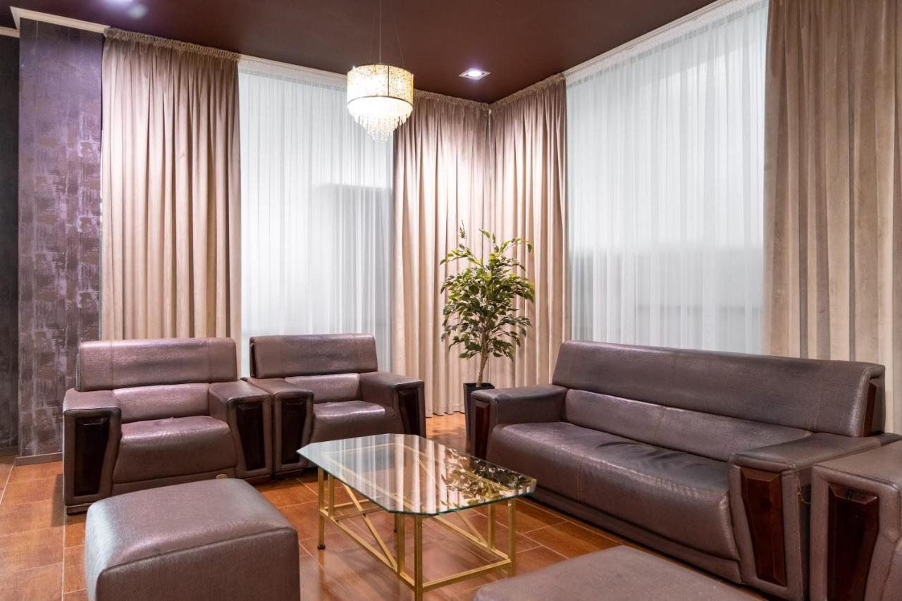 Azamat Hotel Asztana Kültér fotó