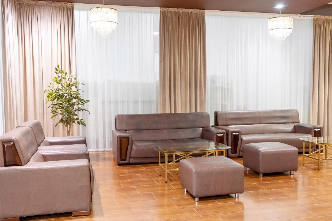Azamat Hotel Asztana Kültér fotó