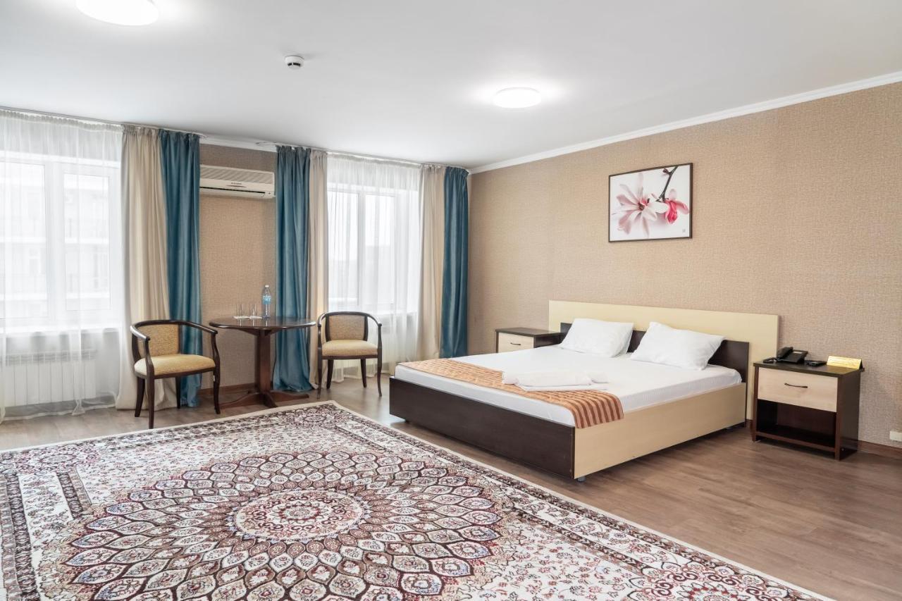 Azamat Hotel Asztana Kültér fotó