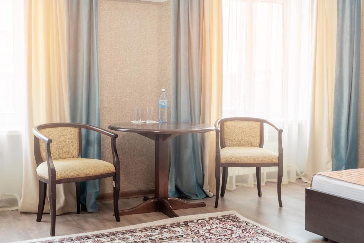 Azamat Hotel Asztana Kültér fotó