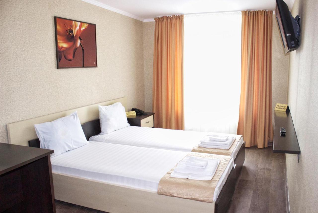 Azamat Hotel Asztana Kültér fotó